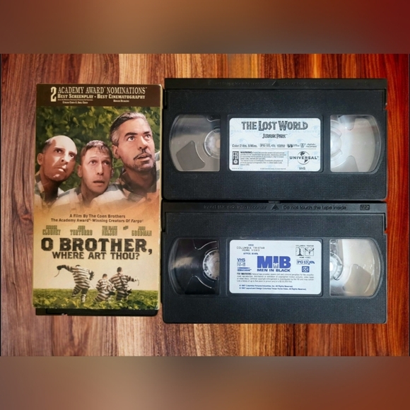 LOT OF 18 VHS MOVIES ~ DRAMA ~ COMEDY ~ SUSPENSE ~ ACTION ~ FAMILY - Picture 4 of 5